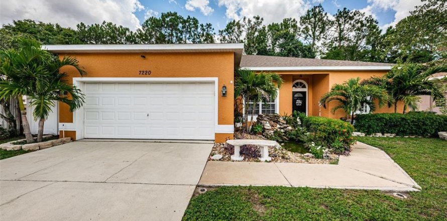 Villa ou maison à New Port Richey, Floride 3 chambres, 152.64 m2 № 1251830