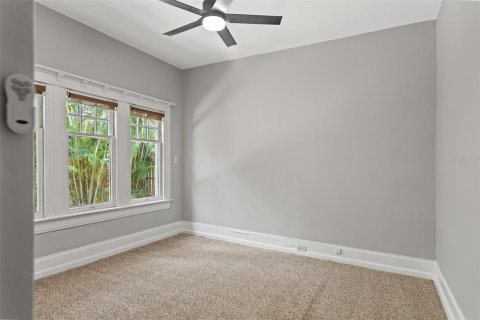 Immobilier commercial à vendre à Tampa, Floride: 4 chambres, 276.76 m2 № 1251865 - photo 19