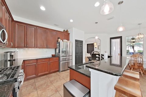 Casa en venta en Land O' Lakes, Florida, 6 dormitorios, 339.19 m2 № 1039506 - foto 20