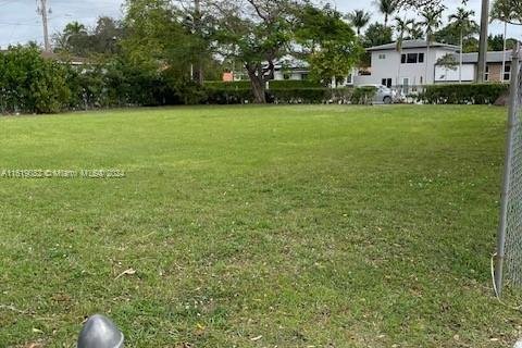 Terreno en venta en Miami, Florida № 1281178 - foto 4