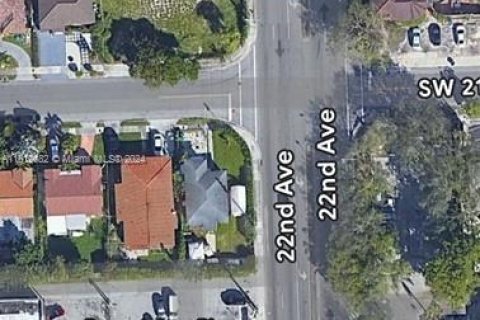 Terreno en venta en Miami, Florida № 1281178 - foto 1