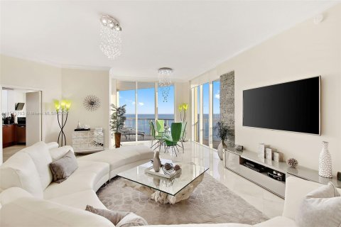 Condo in Sunny Isles Beach, Florida, 3 bedrooms  № 1293846 - photo 18