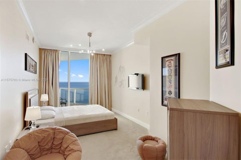 Condo in Sunny Isles Beach, Florida, 3 bedrooms  № 1293846 - photo 10