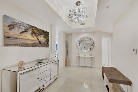 Condo in Sunny Isles Beach, Florida, 3 bedrooms  № 1293846 - photo 2