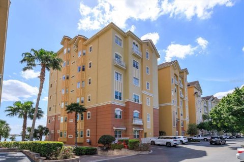 Condominio en venta en Orlando, Florida, 2 dormitorios, 200.85 m2 № 1069049 - foto 2