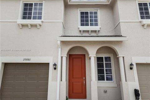 Townhouse in Miami Gardens, Florida 4 bedrooms, 148.83 sq.m. № 1058747 - photo 8
