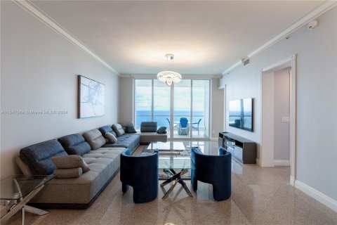 Copropriété à vendre à Sunny Isles Beach, Floride: 2 chambres, 207.64 m2 № 1058748 - photo 5