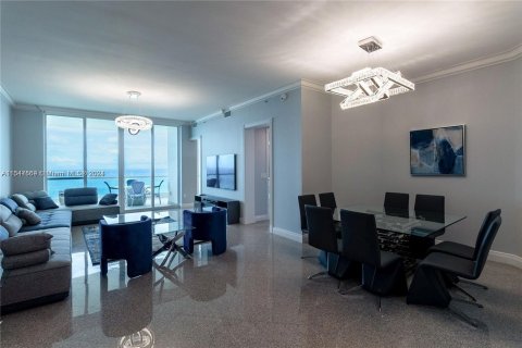 Copropriété à vendre à Sunny Isles Beach, Floride: 2 chambres, 207.64 m2 № 1058748 - photo 6