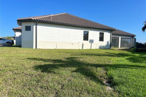 Villa ou maison à vendre à Punta Gorda, Floride: 4 chambres, 280.38 m2 № 1338458 - photo 4