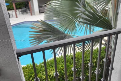 Townhouse in Doral, Florida 3 bedrooms, 226.5 sq.m. № 1238922 - photo 24