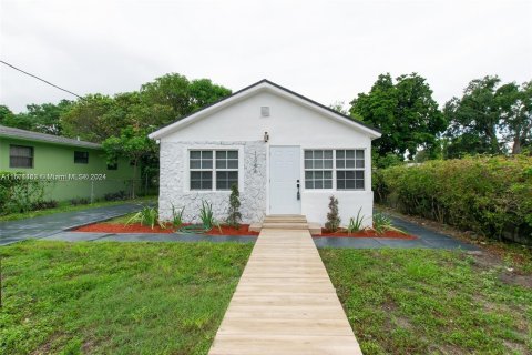 Villa ou maison à vendre à Miami, Floride: 4 chambres, 144.83 m2 № 1391645 - photo 11