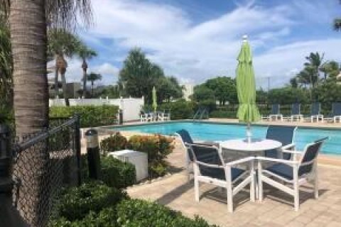 Condo in Riviera Beach, Florida, 2 bedrooms  № 1074663 - photo 10