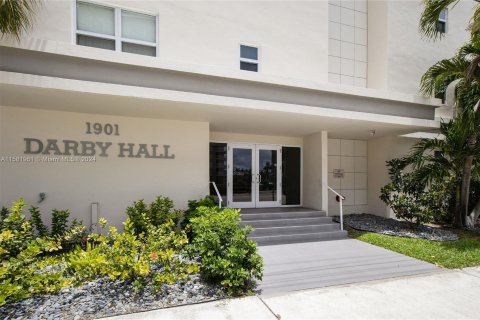 Condominio en venta en Hollywood, Florida, 1 dormitorio, 73.11 m2 № 1162760 - foto 27