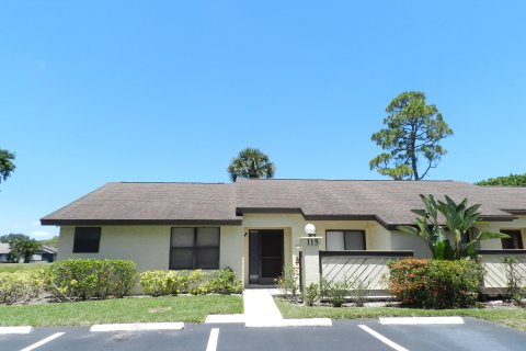 House in Royal Palm Beach, Florida 3 bedrooms, 120.59 sq.m. № 1077139 - photo 30