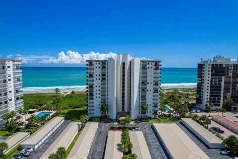 Copropriété à vendre à Hutchinson Island South, Floride: 3 chambres, 175.77 m2 № 1063346 - photo 25