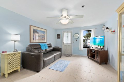 Villa ou maison à vendre à Stuart, Floride: 6 chambres, 274.62 m2 № 1210521 - photo 30