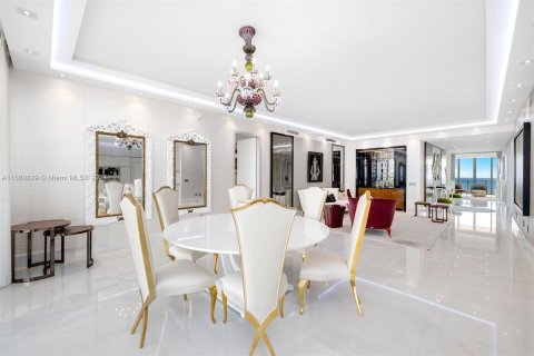 Condominio en venta en Bal Harbour, Florida, 3 dormitorios, 290.6 m2 № 1427534 - foto 9