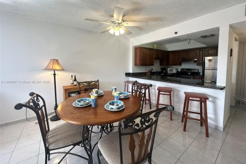 Condominio en venta en Miami, Florida, 1 dormitorio, 73.39 m2 № 1427505 - foto 5