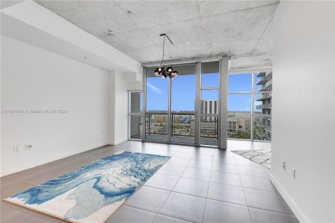 Condominio en venta en Miami, Florida, 60.85 m2 № 1423972 - foto 7