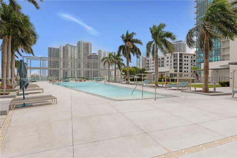 Condominio en venta en Miami, Florida, 60.85 m2 № 1423972 - foto 24