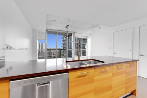 Condominio en venta en Miami, Florida, 60.85 m2 № 1423972 - foto 3