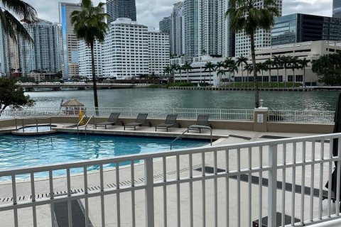 Condominio en venta en Miami, Florida, 3 dormitorios, 121.24 m2 № 1160675 - foto 13