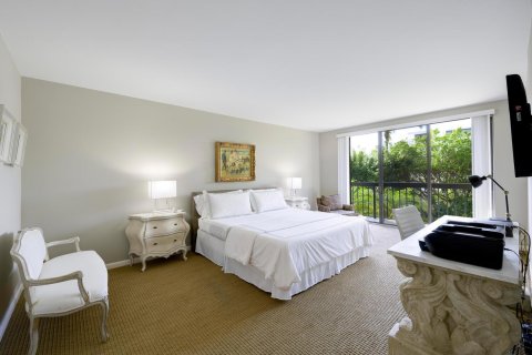 Condo in Palm Beach, Florida, 2 bedrooms  № 1068176 - photo 21