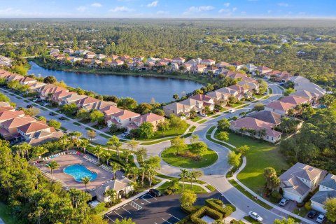 Villa ou maison à vendre à Hobe Sound, Floride: 4 chambres, 250.56 m2 № 1043184 - photo 12