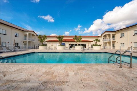 Condominio en venta en Doral, Florida, 3 dormitorios, 141.68 m2 № 1039829 - foto 29