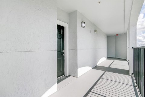 Condominio en venta en Orlando, Florida, 2 dormitorios, 113.62 m2 № 1036815 - foto 19