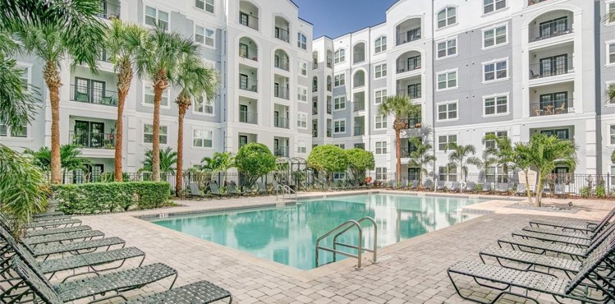 Condominio en Orlando, Florida, 2 dormitorios  № 1036815