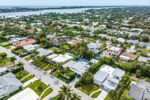 Casa en venta en Lake Worth, Florida, 4 dormitorios, 227.89 m2 № 1079076 - foto 22