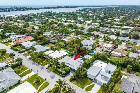 Casa en venta en Lake Worth, Florida, 4 dormitorios, 227.89 m2 № 1079076 - foto 23