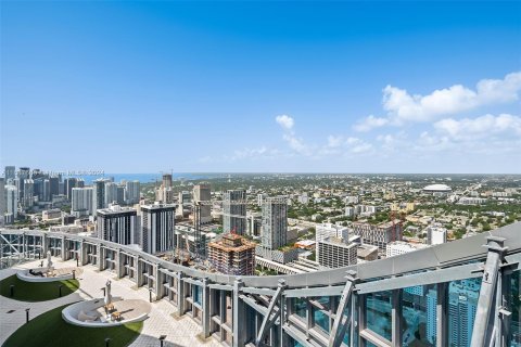 Condominio en venta en Miami, Florida, 4 dormitorios, 485.41 m2 № 1428356 - foto 13