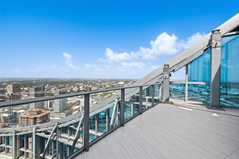 Condominio en venta en Miami, Florida, 4 dormitorios, 485.41 m2 № 1428356 - foto 12