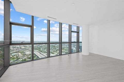 Condominio en venta en Miami, Florida, 4 dormitorios, 485.41 m2 № 1428356 - foto 10