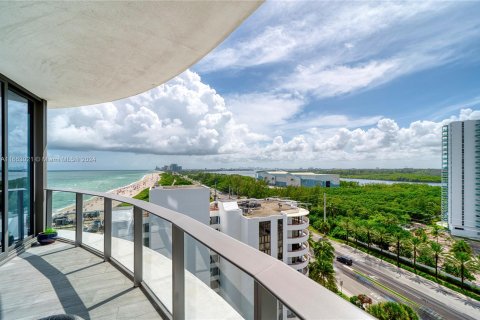 Condominio en venta en Sunny Isles Beach, Florida, 4 dormitorios, 297.66 m2 № 1372894 - foto 22