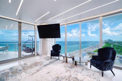 Copropriété à vendre à Sunny Isles Beach, Floride: 4 chambres, 297.66 m2 № 1372894 - photo 2