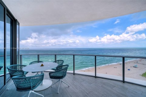 Condo in Sunny Isles Beach, Florida, 4 bedrooms  № 1372894 - photo 8