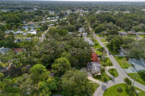 House in New Port Richey, Florida 2 bedrooms, 89.19 sq.m. № 1344182 - photo 26