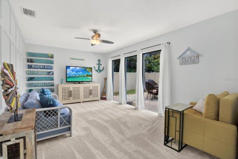 Casa en venta en Seminole, Florida, 4 dormitorios, 196.4 m2 № 1344113 - foto 15