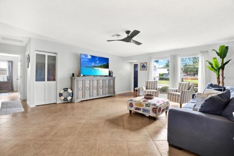 Villa ou maison à vendre à Seminole, Floride: 4 chambres, 196.4 m2 № 1344113 - photo 6