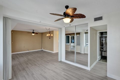 Condo in Fort Lauderdale, Florida, 2 bedrooms  № 1029386 - photo 20