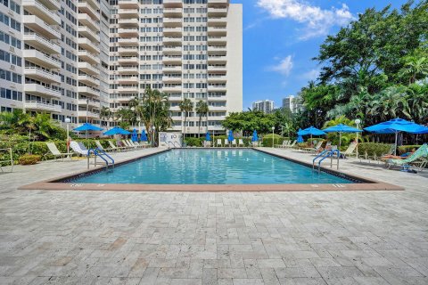 Condo in Fort Lauderdale, Florida, 2 bedrooms  № 1029386 - photo 4