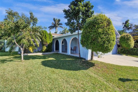Casa en venta en Dania Beach, Florida, 4 dormitorios, 198.25 m2 № 1029262 - foto 2