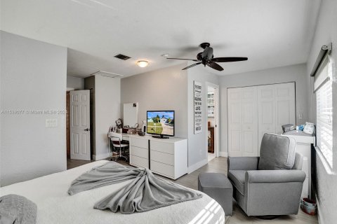 Villa ou maison à vendre à Dania Beach, Floride: 4 chambres, 198.25 m2 № 1029262 - photo 20