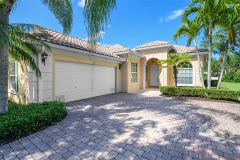 House in Wellington, Florida 3 bedrooms, 185.9 sq.m. № 1068552 - photo 28