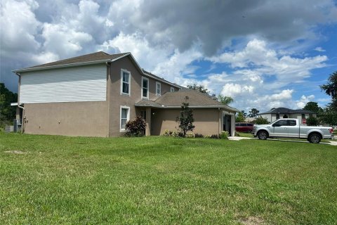 House in Titusville, Florida 4 bedrooms, 209.22 sq.m. № 1358400 - photo 11