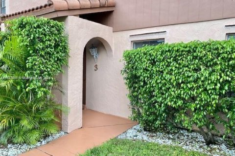 Condo in Davie, Florida, 2 bedrooms  № 1282832 - photo 2