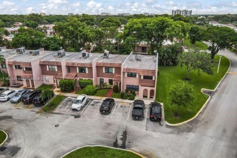 Copropriété à vendre à Davie, Floride: 2 chambres, 126.35 m2 № 1282832 - photo 18